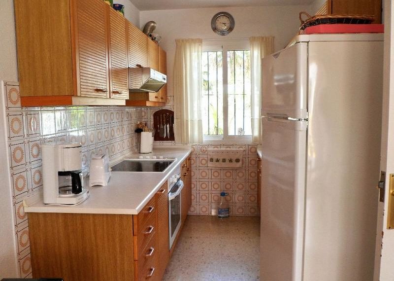 09-kitchen-ref-4012