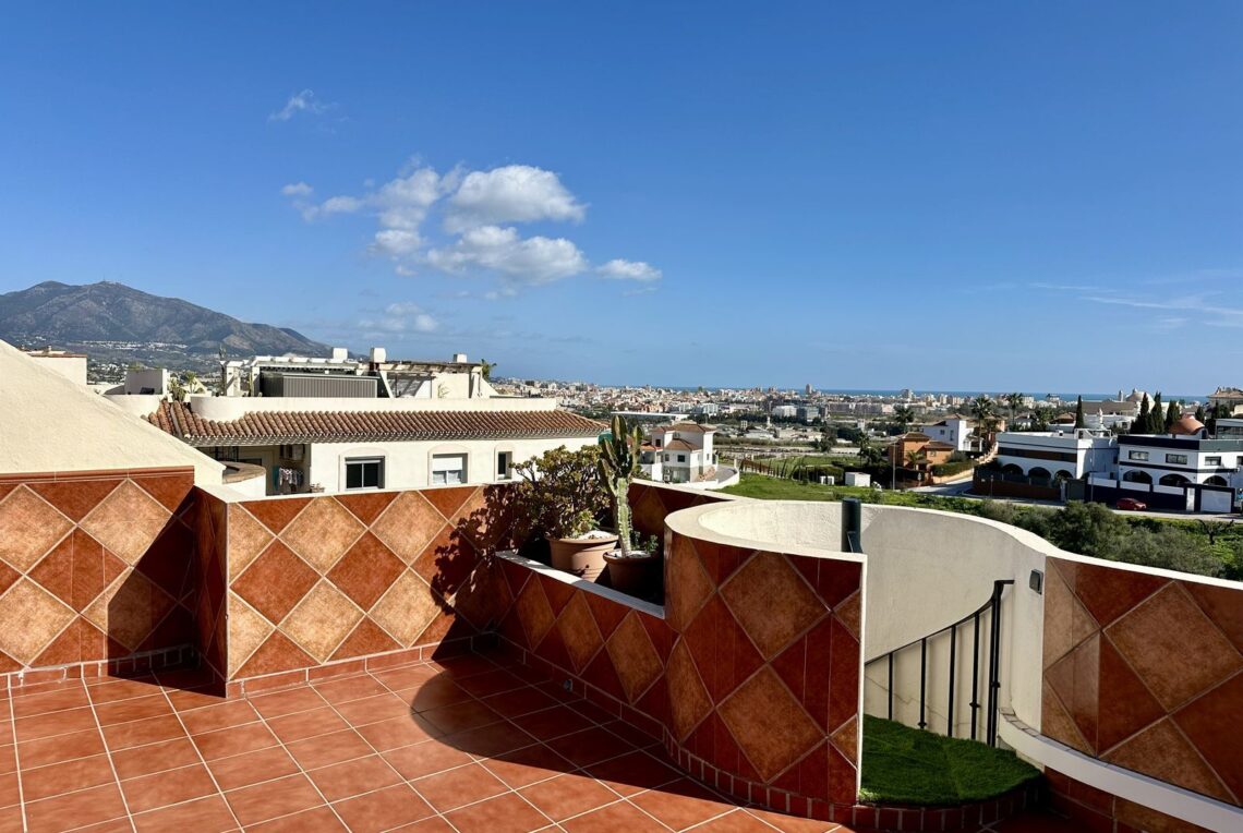 32-656419fb2808724f16adbf43a5b8e616