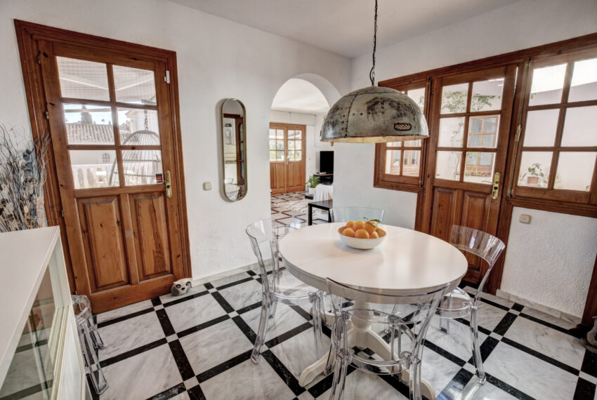 Villa for Sale in Cerrado de Aguila 2023-11-22 111_2_3_4_5