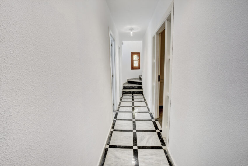 Villa for Sale in Cerrado de Aguila 2023-11-22 271_2_3_4_5