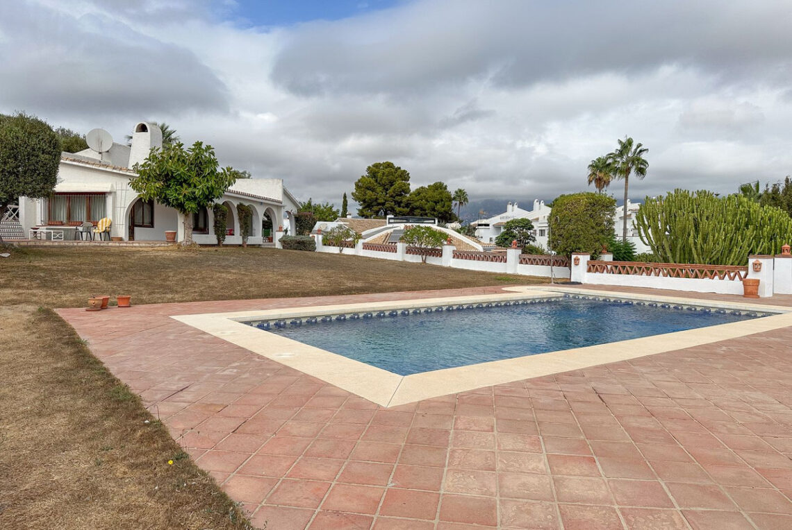 33-f37a7fab00fce6ff6b895520b67d6d6d