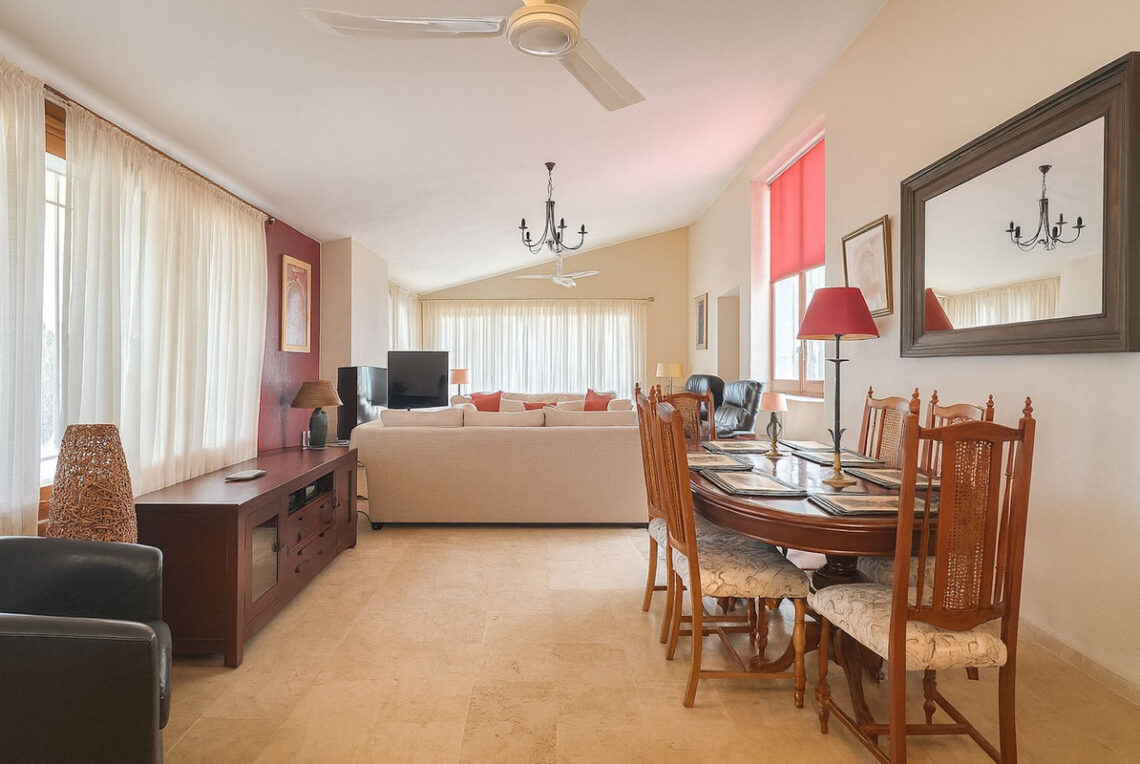 4-c23c0f86247804fa50226aecd8b0b2c8