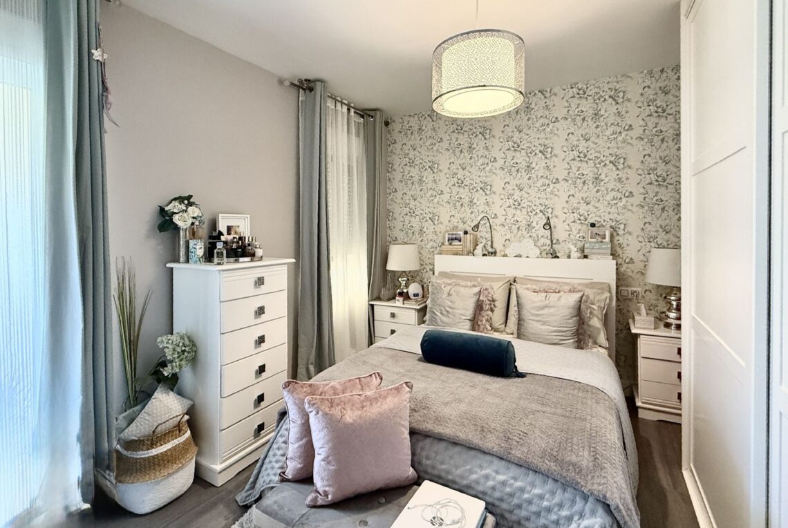 12-9d2414e6554ff283a7dbb3894364f2bd-73