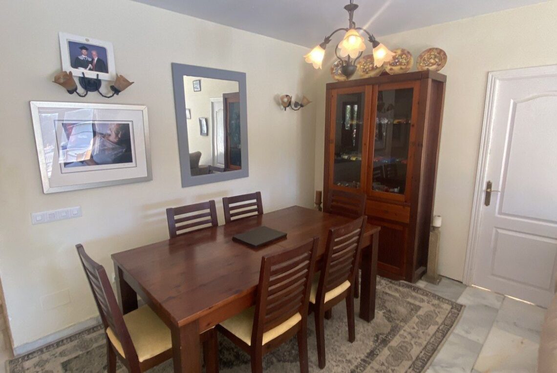 24-b59ea83f0a74727dc1499d2a7ec80eaa