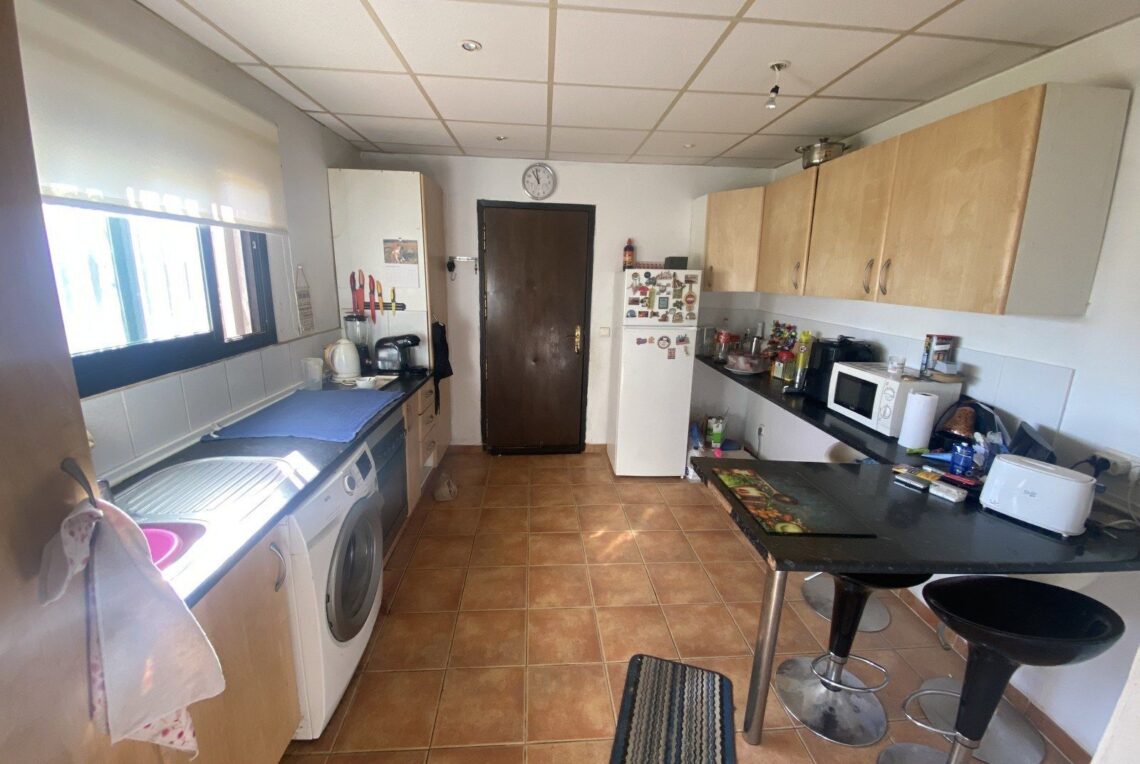 41-ee1fc0d200aee7252ed0117ec4993f96