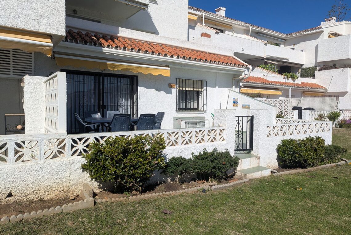 1-7020804132f1cd48fa7d0a6cde6ac64b