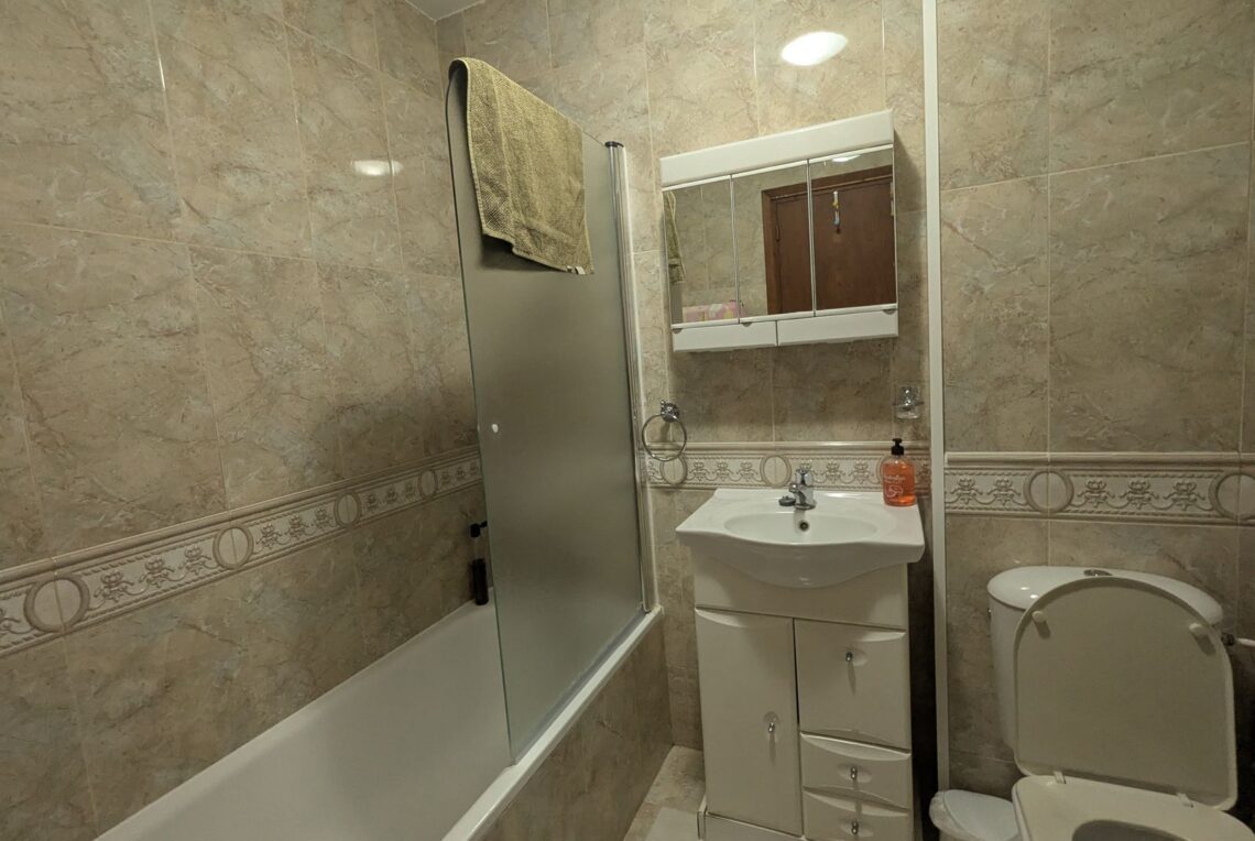 10-75bef5f12e72a6d65f05a48dacffbe42