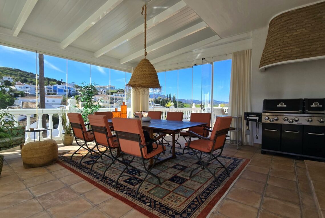 16-933207cc311deb5b807001b3861e3675