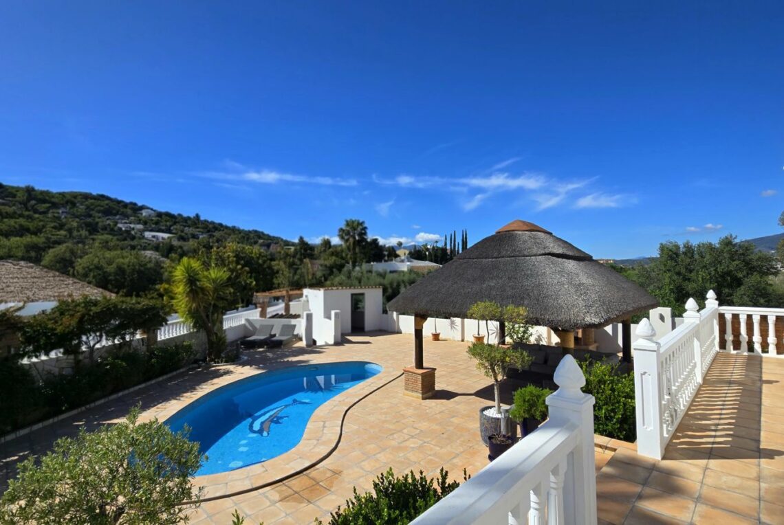 3-644887ed831e8682853ff700c7704b89