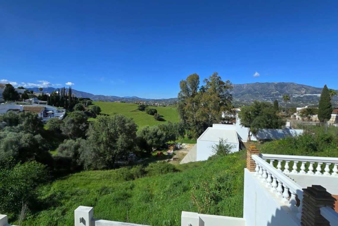 9-ba0c67ecbb388dd113c14271dae4c6a3