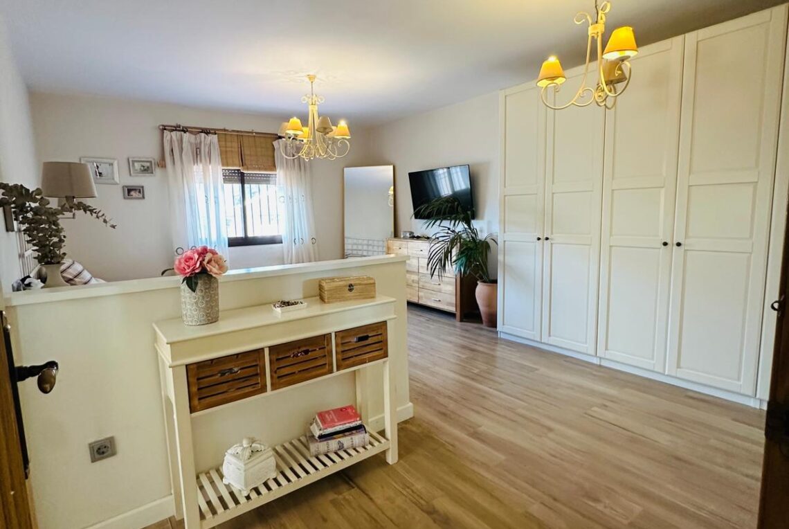 WhatsApp Image 2026-04-10 at 17.21.12 (6)